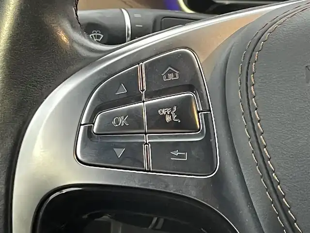 メルセデス・ベンツ Ｓ５５０Ｌ 愛知県 2014(平26)年 7.6万km ダイヤモンドホワイト サンルーフ/レッドキャリパー/純正ナビ/フルセグTV/BT/全方位カメラ/ブルメスターサウンド/ETC/クルーズコントロール/レーンキープアシスト/クリアランスソナー/純正19インチAW/レザーシート/全席パワーシート/全席シートヒーター/エアシート/フロアマット/取説、保証書