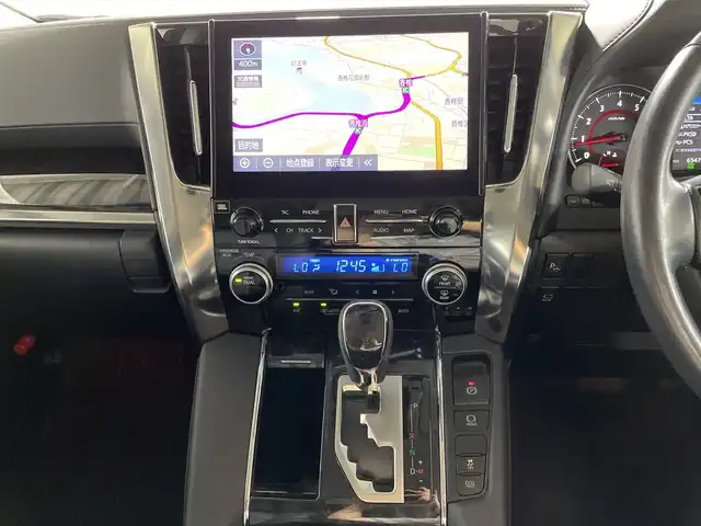 トヨタ ヴェルファイア Z Gエディション 福岡県 2020(令2)年 6.6万km ブラック 禁煙車/メーカーOPナビ/・CD/DVD/BT/フルセグTV/・パノラミックビューモニター/・JBLプレミアムサウンド/リアエンターテインメント/トヨタセーフティセンス/・プリクラッシュセーフティ/・レーントレーシングアシスト/・パーキングサポートブレーキ/・リヤクロストラフィックアラート/・オートハイビーム/・レーダークルーズコントロール/ブラインドスポットモニター/クリアランスソナー/デジタルインナーミラー/パワーバックドア/両側パワースライドドア/ドライブレコーダー前後/ETC2.0/革シート/・シートヒーター/ベンチレーション/・パワーシート/ウッドコンビハンドル/・ステアリングリモコン/・ステアリングヒーター/LEDヘッドライト/・オートライト/・フォグランプ