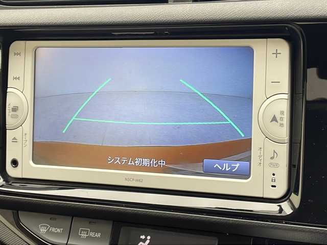 トヨタ アクア S 沖縄県 2015(平27)年 6.9万km オレンジパールクリスタルシャイン 社外ナビ(NSCP-W62)/ワンセグTV/バックカメラ/Bluetooth/バックカメラ/ETC/ステアリングスイッチ/プッシュスタート/シートヒーター/ドライブレコーダー前方/スマートキー/ドアバイザー