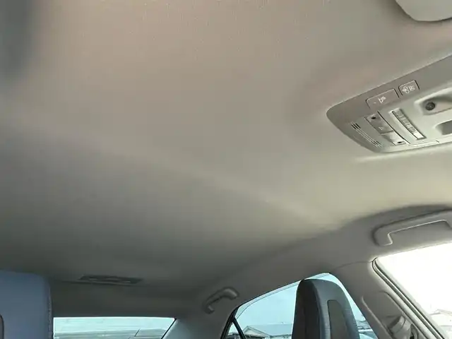 トヨタ クラウン アスリート S-T 宮崎県 2017(平29)年 5.9万km ホワイトパールクリスタルシャイン 前後純正ＯＰスパッツ/HDDナビ/フルセグテレビ/バックカメラ/アイドリングストップ/ウィンカーミラー/クルーズコントロール/プッシュスタート/ETC/LEDライト/レダークルーズ