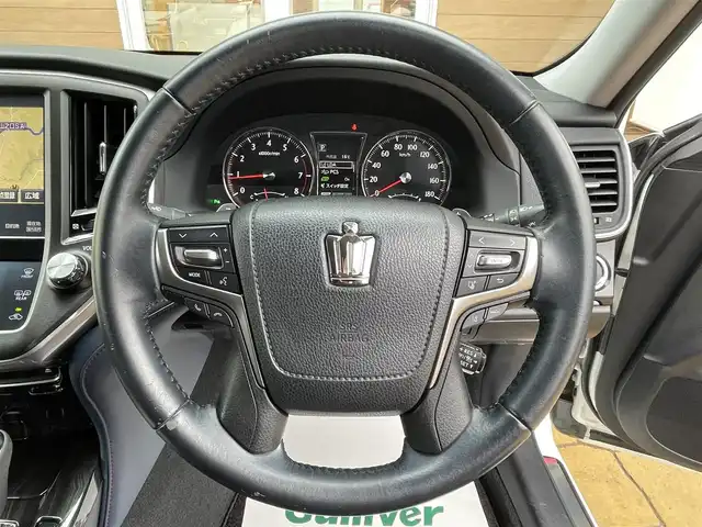 トヨタ クラウン アスリート S-T 宮崎県 2017(平29)年 5.9万km ホワイトパールクリスタルシャイン 前後純正ＯＰスパッツ/HDDナビ/フルセグテレビ/バックカメラ/アイドリングストップ/ウィンカーミラー/クルーズコントロール/プッシュスタート/ETC/LEDライト/レダークルーズ