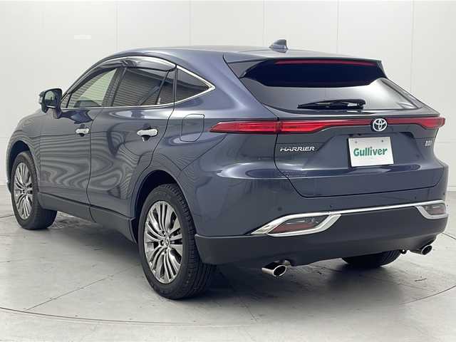 トヨタ ハリアー ハイブリッド Z レザーパッケージ 茨城県 2021(令3)年 2.4万km スレートグレーメタリック 純正ナビ/フルセグ視聴可/Bluetooth接続/ETC2.0/ドラレコ/スペアキー/USB入力端子/電動リアゲート/バックカメラ/ステアリングヒーター/シートヒーター（D＋N席）/エアシート（D＋N席）/パワーシート（D＋N席）/オートマチックハイビーム/純正フロアマット/純正AW