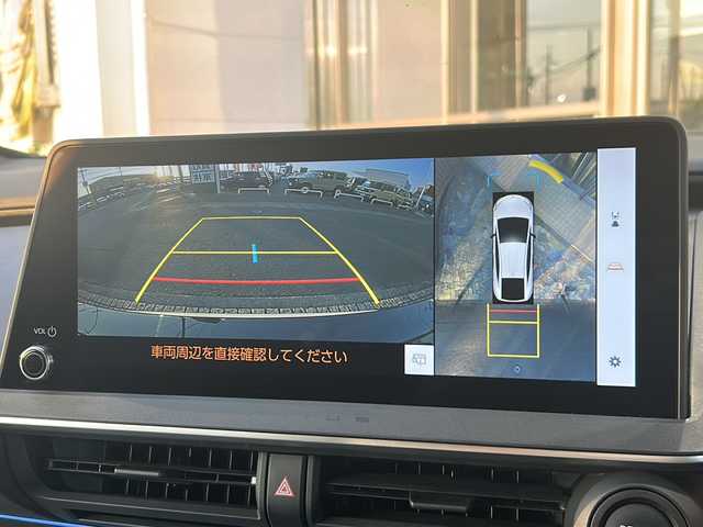 トヨタ プリウス Z 静岡県 2023(令5)年 2.3万km プラチナホワイトパールマイカ トヨタセーフティセンス/・プリクラッシュセーフティ/・レーダークルーズコントロール/・パーキングアシスト/・RCTA/・レーンキープアシスト/・クリアランスソナー/純正ディスプレイオーディオ/・フルセグTV/・Bluetooth/ラジオ/ミラーキャスト/主要装備/・全方位カメラ/・ヒートヒーター/・ベンチレーション/・レザーシート/・デジタルインナーミラー/・パワーバックドア/・AC100V/・ビルトインETC 2.0/・オートライト/・ステアリングスイッチ/・パワーシート/・プッシュスタート/・スマートキー