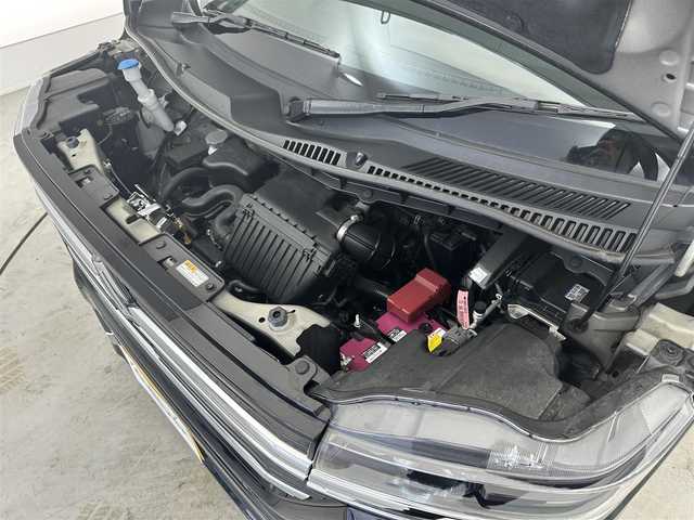 スズキ スペーシア カスタム HYBRID XS 滋賀県 2023(令5)年 0.1千km ブルーイッシュブラックパール3 純正9インチメモリーナビ/【Bluetooth/フルセグTV/CD/DVD//AppleCarPlay/AndroidAuto】/全方位モニター/両側パワースライドドア/スズキセーフティサポート/・デュアルセンサーブレーキサポート２/・誤発進抑制機能/・低速時ブレーキサポート/・車線逸脱警報機能/・車線維持支援機能/・アダプティブクルーズコントロール/・標識認識機能/・車線逸脱抑制機能/・ふらつき警報機能/・発進お知らせ機能/・ハイビームアシスト/LEDヘッドランプ/ヘッドアップディスプレイ/ハーフレザー/シートヒーター/ステアリングヒーター/オットマン