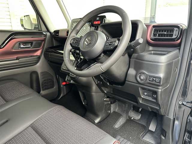 スズキ スペーシア カスタム HYBRID XS 滋賀県 2023(令5)年 0.1千km ブルーイッシュブラックパール3 純正9インチメモリーナビ/【Bluetooth/フルセグTV/CD/DVD//AppleCarPlay/AndroidAuto】/全方位モニター/両側パワースライドドア/スズキセーフティサポート/・デュアルセンサーブレーキサポート２/・誤発進抑制機能/・低速時ブレーキサポート/・車線逸脱警報機能/・車線維持支援機能/・アダプティブクルーズコントロール/・標識認識機能/・車線逸脱抑制機能/・ふらつき警報機能/・発進お知らせ機能/・ハイビームアシスト/LEDヘッドランプ/ヘッドアップディスプレイ/ハーフレザー/シートヒーター/ステアリングヒーター/オットマン