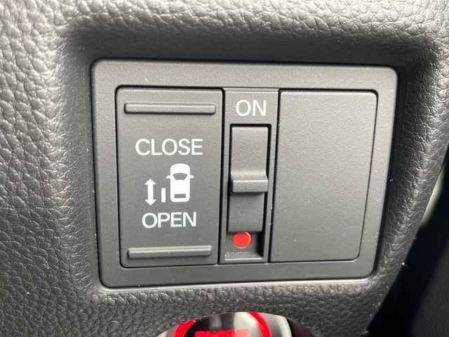 ホンダ Ｎ ＢＯＸ カスタム G L ホンダセンシング 静岡県 2018(平30)年 1.6万km クリスタルブラックパール /純正8インチナビ/地デジTV//純正CD/DVD/Bluetooth//バックカメラ//左パワースライド//ホンダセンシング//純正14インチAW//ビルトインETC//LEDヘッドライト//スマートキー