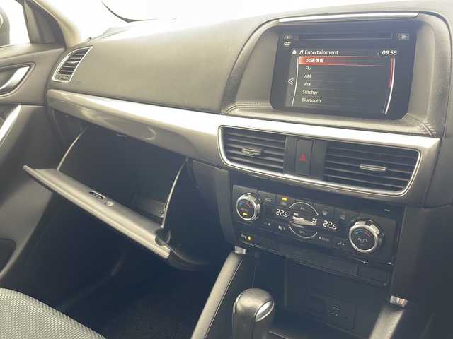 マツダ ＣＸ－５ XD プロアクティブ 沖縄県 2016(平28)年 8.4万km クリスタルホワイトパールマイカ 純正ナビ　/ＣＤ　/ＤＶＤ　/フルセグＴＶ　/Bluetooth/バックカメラ　/ＥＴＣ　/レーダークルーズコントロール　/プッシュスタート/スマートキー　/レーンキープアシスト　/電動サイドブレーキ　/ＬＥＤヘッドライト　/横滑り防止装置/純正フロアマット/純正17インチアルミホイール