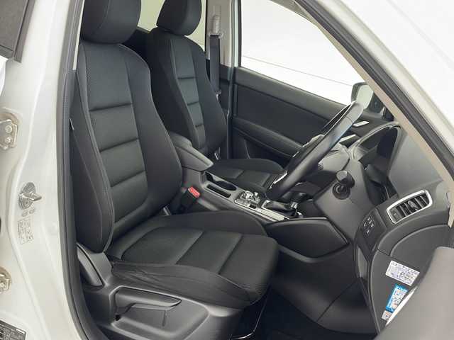 マツダ ＣＸ－５ XD プロアクティブ 沖縄県 2016(平28)年 8.4万km クリスタルホワイトパールマイカ 純正ナビ　/ＣＤ　/ＤＶＤ　/フルセグＴＶ　/Bluetooth/バックカメラ　/ＥＴＣ　/レーダークルーズコントロール　/プッシュスタート/スマートキー　/レーンキープアシスト　/電動サイドブレーキ　/ＬＥＤヘッドライト　/横滑り防止装置/純正フロアマット/純正17インチアルミホイール