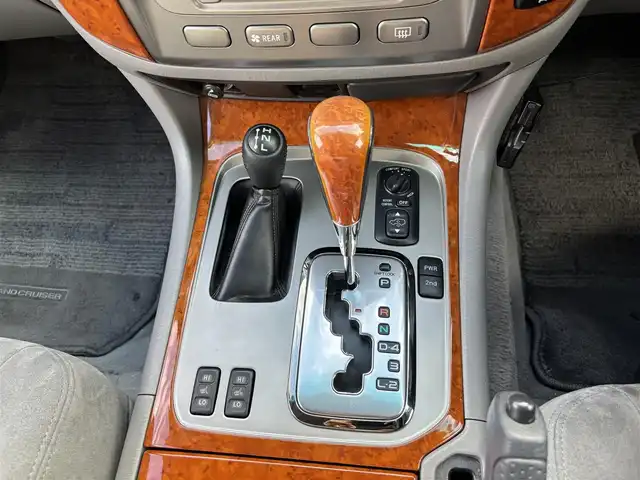 トヨタ ランドクルーザー VX－LTD Gセレ ツーリング 福岡県 2005(平17)年 9.9万km ブラック サンルーフ/ナビ（BT）/Bカメラ/オートライト/DN席パワーシート/DN席シートヒーター/純正18インチAW/ステアリングスイッチ/横滑り防止装置/盗難防止装置/リモコンキー/ETC
