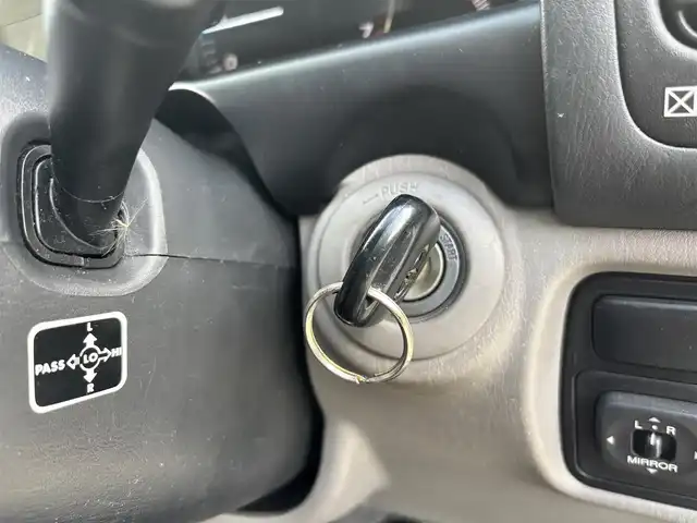 トヨタ ランドクルーザー VX－LTD Gセレ ツーリング 福岡県 2005(平17)年 9.9万km ブラック サンルーフ/ナビ（BT）/Bカメラ/オートライト/DN席パワーシート/DN席シートヒーター/純正18インチAW/ステアリングスイッチ/横滑り防止装置/盗難防止装置/リモコンキー/ETC