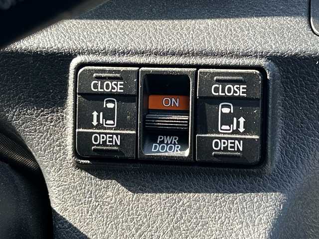 トヨタ シエンタ ハイブリッド G セーフティエディション 千葉県 2020(令2)年 2.4万km ホワイトパールクリスタルシャイン 特別仕様　ナビＮＳＺＴ－Ｗ６８Ｔ　バックカメラ　両側電動スライドドア　ビルトインＥＴＣ　ドラレコ　シートヒーター　ステアリングヒーター　クルコン　ＰＣＳ　レーンアシスト　ＡＨＢ　マット　ドアバイザー