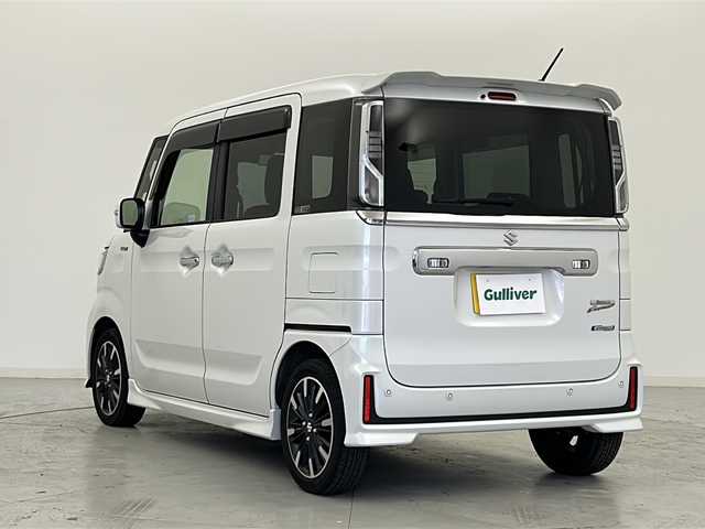 スズキ スペーシア カスタム HYBRID XS 宮城県 2021(令3)年 6.5万km ピュアホワイトP 禁煙車/スズキセーフティサポート/・車線逸脱警報機能/・パーキングソナー/・横滑り防止装置/・ハイビームアシスト/デュアルカメラブレーキサポート/アダプティブクルーズコントロール/社外7インチディスプレイオーディオ/【DDX5020S】/・BT.CD.DVD.USB.AppleCarPlay.AndroidAuto/両側パワースライドドア/ハーフレザーシート/・D席シートヒーター/ETC/プッシュスタート/スマートキー×2/ステアリングスイッチ/LEDヘッドライト/LEDフォグライト/純正15インチAW/冬タイヤ積込み/【社外AW（155/65/14）】/社外フロアマット/シートバックテーブル/ロールサンシェード/ドアバイザー