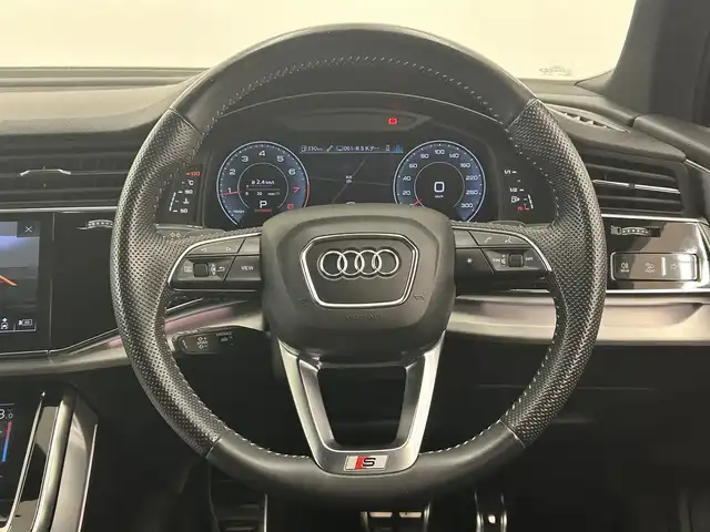 アウディ Ｑ７ 45 Sラインリミテッド 岡山県 2020(令2)年 3.6万km 白 プレミアム＆7シーターパッケージ/レザーシート/シートヒーター/360°カメラ/純正ナビ/Bluetooth/USB SD/フルセグTV/純正21インチアルミホイール/ACC/HUD/マトリクスLED/ヴァーチャルコックピット/ETC/AUDIドライブセレクト/リアクロストラフィックアシスト/純正フロアマット/アダプティブドライブアシスト/AUDIプレセンス/AUDIサイドアシスト/レーン逸脱警告/インテリアライト/レインセンサー