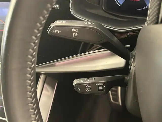 アウディ Ｑ７ 45 Sラインリミテッド 岡山県 2020(令2)年 3.6万km 白 プレミアム＆7シーターパッケージ/レザーシート/シートヒーター/360°カメラ/純正ナビ/Bluetooth/USB SD/フルセグTV/純正21インチアルミホイール/ACC/HUD/マトリクスLED/ヴァーチャルコックピット/ETC/AUDIドライブセレクト/リアクロストラフィックアシスト/純正フロアマット/アダプティブドライブアシスト/AUDIプレセンス/AUDIサイドアシスト/レーン逸脱警告/インテリアライト/レインセンサー