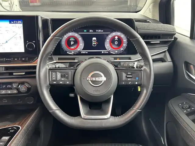 日産 オーラ G レザーエディション 愛知県 2021(令3)年 2.8万km 黒 禁煙車/純正9インチナビ/（AM/FM/Bluetooth/USB/フルセグTV）/全方位カメラ/BOSEサウンド/ワイヤレス充電/衝突軽減ブレーキ/プロパイロット/レーンキープアシスト/レーダークルーズコントロール/オートマチックハイビーム/ブラインドスポットモニター/コーナーセンサー/ETC2.0/インテリジェントルームミラー/レザーシート/シートヒーター/ステアリングヒーター/LEDヘッドライト/フロントフォグランプ/オートライト/純正17インチアルミホイール/スマートキー/スペアキー有/プッシュスタート/横滑り防止装置/