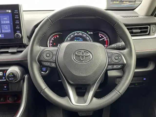 トヨタ ＲＡＶ４ アドベンチャー オフロードPKGⅡ 群馬県 2022(令4)年 3.8万km アティチュードブラックマイカ 純正ディスプレイオーディオ９インチ　Ｂカメラ　パワーシート　ハンドルヒーター　レーダークルコン　フォグライト　ＬＥＤライト　ステアリングスイッチ　オートハイビーム　　ＥＴＣ　ＢＳＭ　純正ドラレコ