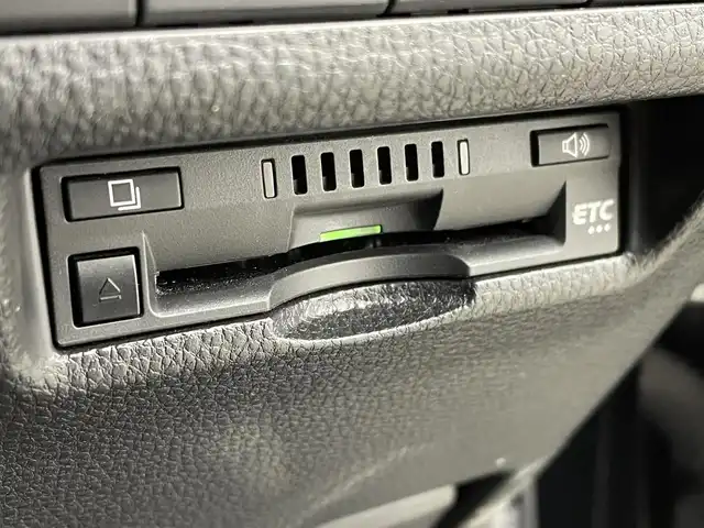 トヨタ ＲＡＶ４ アドベンチャー オフロードPKGⅡ 群馬県 2022(令4)年 3.8万km アティチュードブラックマイカ 純正ディスプレイオーディオ９インチ　Ｂカメラ　パワーシート　ハンドルヒーター　レーダークルコン　フォグライト　ＬＥＤライト　ステアリングスイッチ　オートハイビーム　　ＥＴＣ　ＢＳＭ　純正ドラレコ