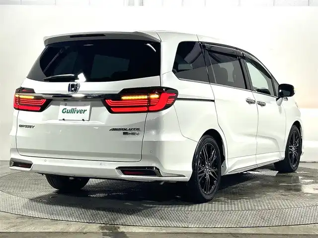 ホンダ オデッセイ ハイブリッド e:HEVアブソルート EX 大阪府 2022(令4)年 1.3万km プラチナホワイトパール 純正ナビ（フルセグ／ＤＶＤ／ＣＤ／Ｂｌｕｅｔｏｏｔｈ）　３６０カメラ　ホンダセンシング　衝突軽減　レーンアシスト　電動リアゲート　両側電動ドア　リアオートエアコン　レーダークルーズ　ＡＣ１００Ｖ