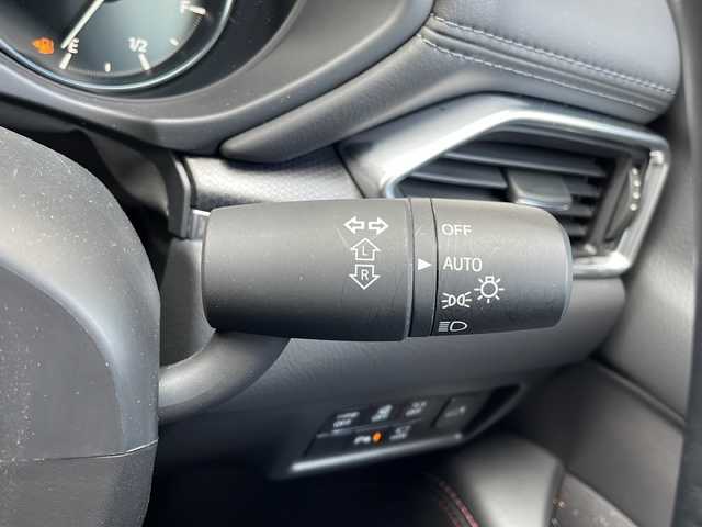 マツダ ＣＸ－５ 20S ブラックトーンED 静岡県 2022(令4)年 2.6万km ジルコンサンドメタリック 純正ディスプレイオーディオ/・Bluetooth/・フルセグTV/・USB/・AM/・FM/主要装備/・衝突軽減/・レーンキープ/・アラウンドビューモニター/・追従クルコン/・コーナーセンサー/・パワーバックドア/・BOSEプレミアムサウンド/・置くだけ充電/・ETC/・純正ドラレコ前/・ヒートシーター/・パワーシート/・ハンドルヒーター/　