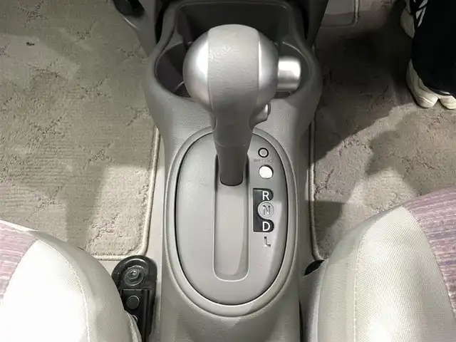日産 マーチ ボレロ 鹿児島県 2021(令3)年 5.6万km ナイトベールパープル 禁煙車　/純正ナビ　/(フルセグＴＶ/Ｂｌｕｅｔｏｏｔｈ)　/バックカメラ　/衝突軽減　/前後コーナーセンサー　/ＥＴＣ　/レーンキープアシスト　/純正アルミホイール　/電格ミラー　/ヘッドライトレベライザー　/スマートキー/プッシュスタート