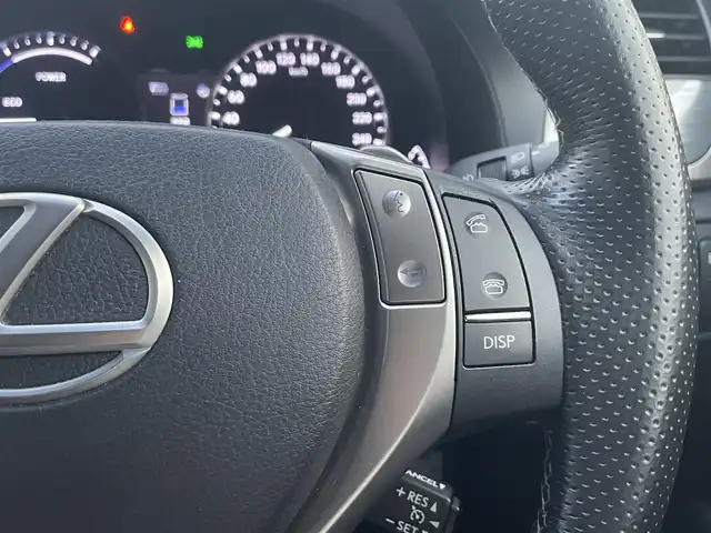 レクサス ＧＳ 300h Fスポーツ 宮崎県 2015(平27)年 6.9万km ホワイトノーヴァガラスフレーク 純正フルセグナビ/（DVD再生）（BT）/バックカメラ/パワーシート/クルーズコントロール/プッシュスタート/パワーステアリング/パワーウィンドウ/純正フロアマット/純正LEDヘッドライト/アイドリングストップ/エアバックW/盗難防止装置/横滑り防止装置/サンルーフ/レザーシート/MTモード付AT/ETC/ABS