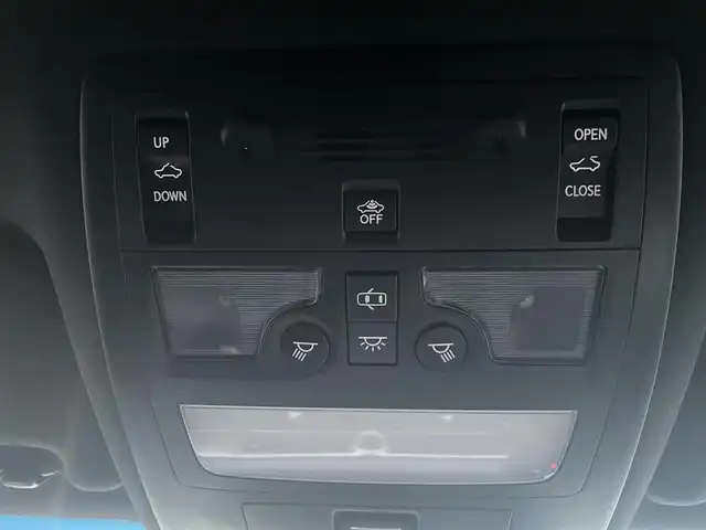 レクサス ＧＳ 300h Fスポーツ 宮崎県 2015(平27)年 6.9万km ホワイトノーヴァガラスフレーク 純正フルセグナビ/（DVD再生）（BT）/バックカメラ/パワーシート/クルーズコントロール/プッシュスタート/パワーステアリング/パワーウィンドウ/純正フロアマット/純正LEDヘッドライト/アイドリングストップ/エアバックW/盗難防止装置/横滑り防止装置/サンルーフ/レザーシート/MTモード付AT/ETC/ABS