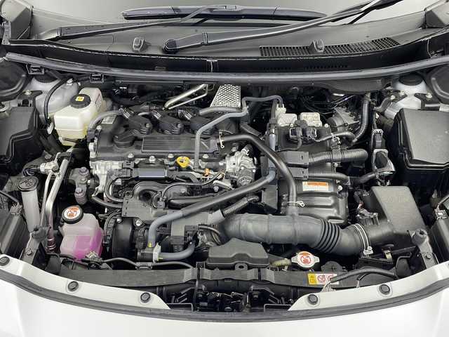 トヨタ ヤリスクロス ハイブリッド Z 岐阜県 2023(令5)年 2.2万km プラチナホワイトパールマイカ トヨタセーフティセンス/・プリクラッシュセーフティ/・レーントレーシングアシスト/・レーダークルーズコントロール/・オートマチックハイビーム（AHB）/・ロードサインアシスト（RSA）/・ブラインドスポットモニター/・クリアランスソナー/純正ナビ/Bluetooth/フルセグTV/USB/電動リアゲート/バックカメラ/スマートキー/プッシュスタート/ハーフレザー/シートヒーター（運転席/助手席）/革ステアリング/ステアリングスイッチ/ステアリングヒーター/純正フロアマット/純正アルミホイール/ETC2.0
