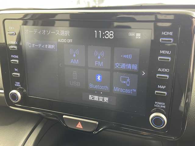 トヨタ ヤリスクロス ハイブリッド Z 岐阜県 2023(令5)年 2.2万km プラチナホワイトパールマイカ トヨタセーフティセンス/・プリクラッシュセーフティ/・レーントレーシングアシスト/・レーダークルーズコントロール/・オートマチックハイビーム（AHB）/・ロードサインアシスト（RSA）/・ブラインドスポットモニター/・クリアランスソナー/純正ナビ/Bluetooth/フルセグTV/USB/電動リアゲート/バックカメラ/スマートキー/プッシュスタート/ハーフレザー/シートヒーター（運転席/助手席）/革ステアリング/ステアリングスイッチ/ステアリングヒーター/純正フロアマット/純正アルミホイール/ETC2.0