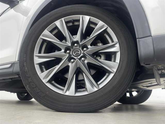 マツダ ＣＸ－８ XD Lパッケージ 群馬県 2019(平31)年 5.5万km スノーフレイクホワイトパールマイカ 4WD/本革シート/前席シートベンチレーション/前席パワーシート /シートポジションメモリー/前席＋後席左右シートヒーター/ステアリングヒーター/純正10.25インチSDナビ/CD/DVD/Bluetooth/USB/AUX/フルセグTV/360°ビューモニター/BOSEサウンド/HUD/ETC/ドライブレコーダー/衝突被害軽減ブレーキ/アダプテイブクルーズコントロール/LEDヘッドライト/オートライト /フォグランプ /前後コーナーセンサー/スマートキー/プッシュスタート/純正19インチAW