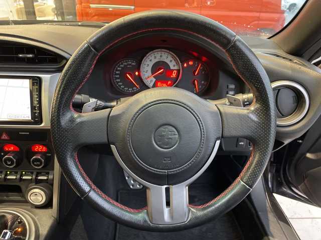 トヨタ ８６ GT リミテッド 愛知県 2013(平25)年 9.1万km 黒 HKSマフラー/純正ナビ/バックカメラ/シートヒーター/リアエアロ/ハーフレザー/ETC/スマートキー/プッシュスタート/パドルシフト