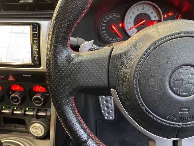 トヨタ ８６ GT リミテッド 愛知県 2013(平25)年 9.1万km 黒 HKSマフラー/純正ナビ/バックカメラ/シートヒーター/リアエアロ/ハーフレザー/ETC/スマートキー/プッシュスタート/パドルシフト