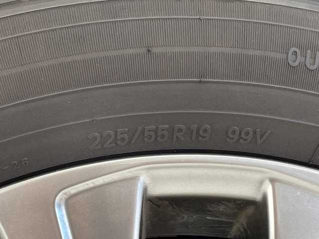 トヨタ ハリアー ハイブリッド Z レザーパッケージ 愛知県 2022(令4)年 3.9万km ブラック トヨタセーフティセンス/プレミアムサウンドＪＰＬ/純正12.3型ディスプレイオーディオナビ/全方位カメラ/レーダークルーズコントロール/シートヒーター/エアシート/バックカメラ/電動リアゲート/パワーシート/ヘッドアップディスプレイ/コーナーセンサー/純正アルミホイール/ETC2.0/ブラインドスポットモニター/LEDヘッドライト/ステアリングヒーター/インテリジェントミラー/オートマチックハイビーム/ワイヤレス充電機/ステアリングスイッチ/スマートキー/プッシュスタート