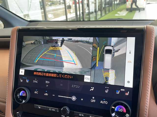トヨタ ヴェルファイア ハイブリット Z プレミア 愛知県 2024(令6)年 2.1万km プラチナホワイトパールマイカ 衝突軽減システム/純正14型ディズプレイオーディオ　ナビあり/フリップダウンモニター/三眼LEDヘッドライト/全方位カメラ/両側パワースライドドア/ユニバーサルステップ/ガラスルーフ/レーダークルーズコントロール/シートヒーター/エアシート/フルセグ/Bluetooth/バックカメラ/電動リアゲート/パワーシート/ヘッドアップディスプレイ/コーナーセンサー/純正アルミホイール/ETC2.0/ブラインドスポットモニター/パドルシフト/ステアリングヒーター/インテリジェントミラー/リアオートエアコン/オートマチックハイビーム/置くだけ充電機/ステアリングスイッチ/スマートキー/プッシュスタート