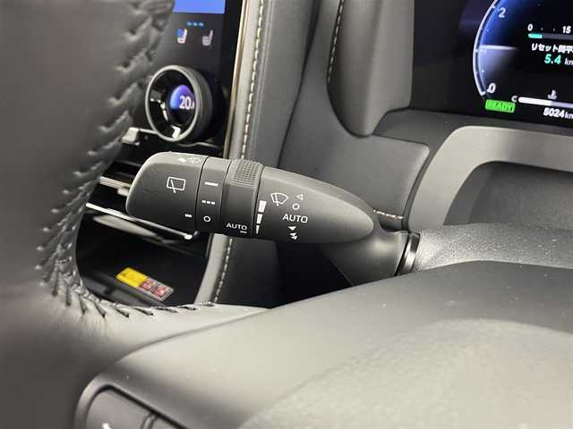 トヨタ アルファードハイブリット Z 埼玉県 2024(令6)年 0.5万km プラチナホワイトパールマイカ 純正１２．３インチメーカーナビ　/パノラミックビューモニター　/ユニバーサルステップ　/アダプティブクルーズコントロール　/ステアリングヒーター　/ＨＤＭＩ　/ＢＳＭ　/ビルトインＥＴＣ２．０　/温冷シート　/１００Ｖ充電