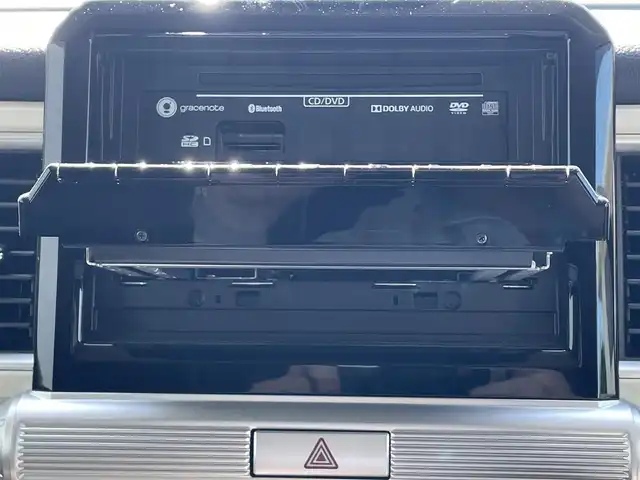 スズキ クロスビー HYBRID MZ 佐賀県 2019(令1)年 5.2万km ベージュ ターボ/デュアルセンサーブレーキサポート/リアセンサー/クルーズコントロール/純正8型ナビ/・全方位カメラ/・フルセグTV/BT/CD/DVD/純正16インチAW/LEDヘッドライト/フォグランプ/オートライト/パドルシフト/シートヒーター/ETC/プッシュスタート/アイドリングストップ/スペアキー×１/取扱説明書/保証書