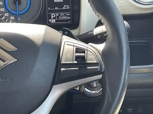 スズキ クロスビー HYBRID MZ 佐賀県 2019(令1)年 5.2万km ベージュ ターボ/デュアルセンサーブレーキサポート/リアセンサー/クルーズコントロール/純正8型ナビ/・全方位カメラ/・フルセグTV/BT/CD/DVD/純正16インチAW/LEDヘッドライト/フォグランプ/オートライト/パドルシフト/シートヒーター/ETC/プッシュスタート/アイドリングストップ/スペアキー×１/取扱説明書/保証書