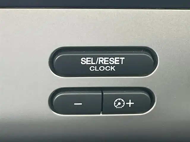 ホンダ フリード ハイブリット 大阪府 2014(平26)年 7.6万km ホワイトオーキッドパール 片側パワースライドドア/バックカメラ/前後ドライブレコーダー/ETC/純正フロアマット/純正15インチAW/ABS/横滑り防止装置/オートライト