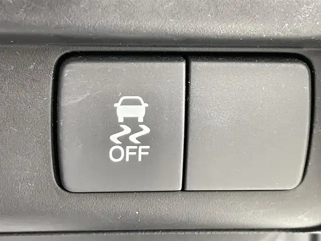 ホンダ フリード ハイブリット 大阪府 2014(平26)年 7.6万km ホワイトオーキッドパール 片側パワースライドドア/バックカメラ/前後ドライブレコーダー/ETC/純正フロアマット/純正15インチAW/ABS/横滑り防止装置/オートライト