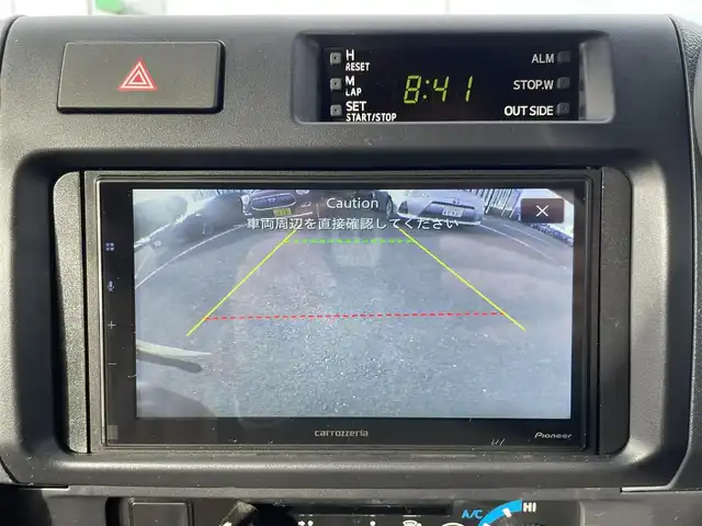 トヨタ ランドクルーザー 長崎県 2015(平27)年 2.4万km ベージュ 社外ディスプレイオーディオ/バックカメラ/革調ブラウンシートカバー/ドライブレコーダー/LEDヘッドライト/ETC