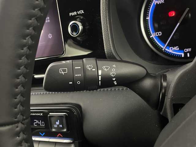 トヨタ ヴォクシー ハイブリッド S－Z 埼玉県 2023(令5)年 2.5万km アティチュードブラックマイカ トヨタセーフティセンス/純正10.5インチナビ機能付きディスプレイオーディオ/CD/DVD/Bluetooth/フルセグ//バックカメラ/13.2型有機EL後席ディスプレイ/両側パワースライドドア/前後ドライブレコーダー/ハーフレザーシート/1列目・2列目シートヒーター/オットマン/電動リアゲート/純正１７インチアルミホイール/プッシュスタート/スマートキー/スペアキー１本