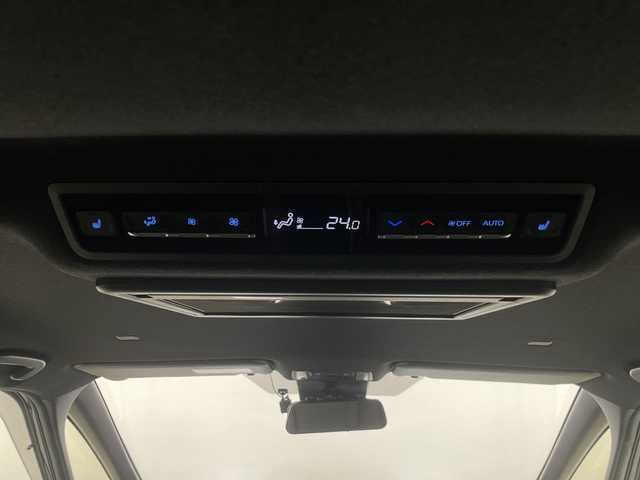 トヨタ ヴォクシー ハイブリッド S－Z 埼玉県 2023(令5)年 2.5万km アティチュードブラックマイカ トヨタセーフティセンス/純正10.5インチナビ機能付きディスプレイオーディオ/CD/DVD/Bluetooth/フルセグ//バックカメラ/13.2型有機EL後席ディスプレイ/両側パワースライドドア/前後ドライブレコーダー/ハーフレザーシート/1列目・2列目シートヒーター/オットマン/電動リアゲート/純正１７インチアルミホイール/プッシュスタート/スマートキー/スペアキー１本