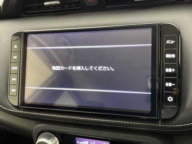 日産 キックス X 宮崎県 2020(令2)年 3.8万km ブリリアントホワイトパール/ピュアブラック 2トーン 禁煙車/エマージェンシーブレーキ/純正9型ナビＴＶ/（CD/DVD/Bluetooth/FMAM/フルセグTV)/純正LEDオートライト/純正LEDフォグ/純正17インチアルミ/純正フロアマット/プロパイロット/アラウンドビューモニター/電子パーキング/オートホールド/ウインカードアミラー/ハーフレザーシート/オートエアコン/本革巻ハンドル/インテリジェントキー/プッシュエンジンスタート/スペアキー/新車時保証書/取扱い説明書