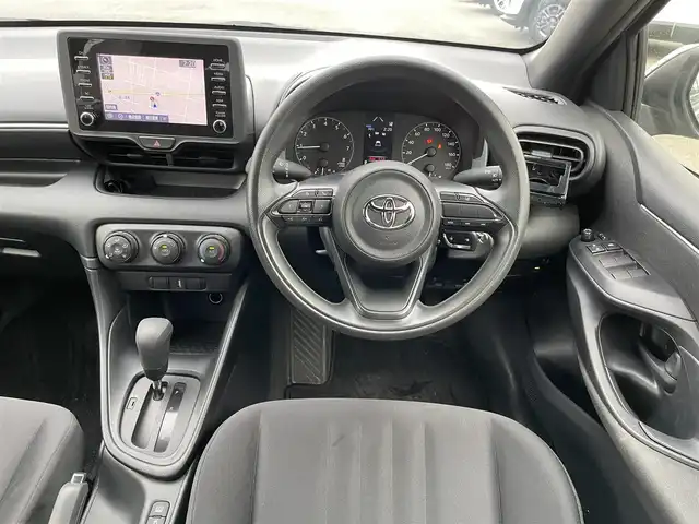 トヨタ ヤリス X 埼玉県 2020(令2)年 3.8万km アバンギャルドブロンズメタリック 衝突被害軽減ブレーキ/操舵支援システム/純正ナビ/・USB/BT/Miracast/Radio/360度ドライブレコーダー/オートヘッドライト/ヘッドライトレベライザー/オートマチックハイビーム/ダブルエアバッグ/アンチロックブレーキ