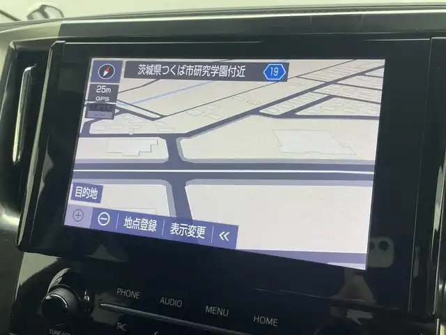 トヨタ ヴェルファイア 茨城県 2020(令2)年 2.4万km ホワイトパールクリスタルシャイン 純正ナビ/フルセグ視聴可/後席モニター/Bluetooth接続/追従クルコン/バックカメラ/ETC2.0/ドラレコ（前後）/USB入力端子/サンルーフ/両側パワースライドドア/純正フロアマット/社外AW/デジタルインナーミラー