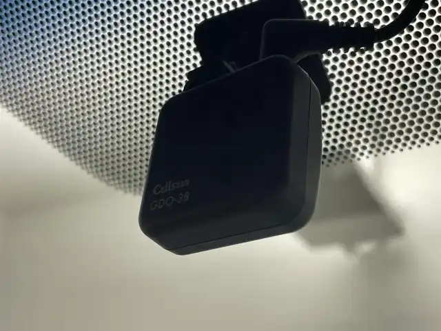 トヨタ ヴェルファイア 茨城県 2020(令2)年 2.4万km ホワイトパールクリスタルシャイン 純正ナビ/フルセグ視聴可/後席モニター/Bluetooth接続/追従クルコン/バックカメラ/ETC2.0/ドラレコ（前後）/USB入力端子/サンルーフ/両側パワースライドドア/純正フロアマット/社外AW/デジタルインナーミラー