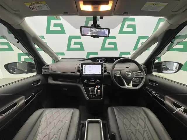 日産 セレナ e－パワー ハイウェイスター G 鹿児島県 2020(令2)年 3.4万km ダイヤモンドブラック 純正ナビ/(フルセグTV/Bluetooth/DVD/CD)/アラウンドビューモニター/プロパイロット/インテリジェントエマージェンシーブレーキ/インテリジェントルームミラー/両側パワースライドドア/ドライブレコーダー/ETC/革巻きステアリング/電動パーキングブレーキ/ブレーキホールド/TVキャンセラー/純正アルミホイール/純正フロアマット