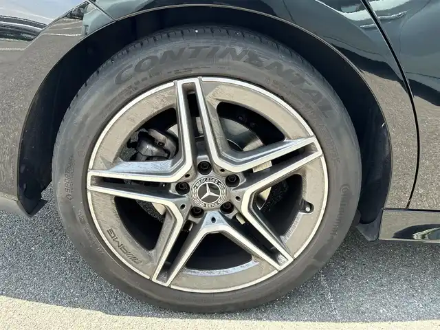 メルセデス・ベンツ ＣＬＡ２００ｄ AMGライン 奈良県 2019(令1)年 3.4万km 黒 AMGレザーエクスクルーシブパッケージ/純正ナビ　/フルセグ/ETC　/全周囲カメラ　/ドライブレコーダー/クルーズコントロール　/サンルーフ　/純正フロアマット　/純正アルミホイール　/前席パワーシート/前席シートヒーター/W+サイド+カーテンエアバッグ/オートLEDライト