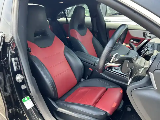 メルセデス・ベンツ ＣＬＡ２００ｄ AMGライン 奈良県 2019(令1)年 3.4万km 黒 AMGレザーエクスクルーシブパッケージ/純正ナビ　/フルセグ/ETC　/全周囲カメラ　/ドライブレコーダー/クルーズコントロール　/サンルーフ　/純正フロアマット　/純正アルミホイール　/前席パワーシート/前席シートヒーター/W+サイド+カーテンエアバッグ/オートLEDライト