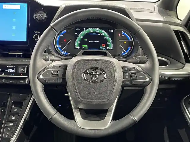 トヨタ ノア ハイブリッド S－Z 愛知県 2024(令6)年 1.7万km ホワイトパールクリスタルシャイン 純正１０．５インチディスプレイオーディオＰｌｕｓ　/（AM/FM/フルセグTV/CarPlay/Miracast/CD・DVD再生）/CD・DVDデッキ/純正フリップダウンモニター　/モデリスタフルエアロ　/快適利便パッケージ　/　　ハンズフリー両側パワースライドドア/　　パワーバックドア/　　ステアリングヒーター/　　キャプテンシート/　　シートヒーター・オットマン/ＡＣ１００Ｖ　/トヨタセーフティセンス　/　　プリクラッシュセーフティ/　　レーントレーニングアシスト＋レーンディパーチャーアラート/　　レーダークルーズコントロール（ACC)/　　オートマチックハイビーム/　　ロードサインアシスト/　　発進遅れ告知機能/ブラインドスポットモニター/デジタルインナーミラー　/クリアランスソナー/ビルトインETC2.0/前後ドライブレコーダー/バックカメラ/LEDヘッドライト/LEDフォグランプ/ヒッチメンバー