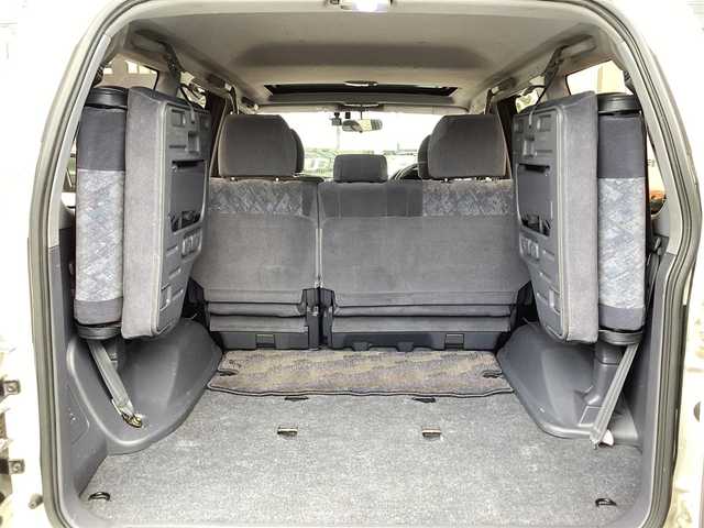 トヨタ ランドクルーザー プラド TX－LTD ワイド 京都府 2001(平13)年 17.8万km ホワイト/シルバーM ワンオーナー/3.0Ｌディーゼルターボ４ＷＤ/電動サンルーフ/ルーフレール/寒冷地仕様/　 ２バッテリー/リアヒーター/社外ルーフキャリア/背面タイヤ/ＲＡＹＳ16インチアルミ/社外メモリーナビ/　 CD DVD BT SD フルセグＴＶ/ETC/サイドステップ/社外ＬＥＤヘッドライト/社外ＬＥＤフォグ/キーレスエントリー/アクティブＴＲＣ/マルチインフォメーション/アイドルＵＰ/スペアキー/新車保証書/取扱説明書